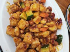 -胡子饮食店