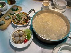 -六少·猪肚包鸡火锅(卓悦INTOWN店)