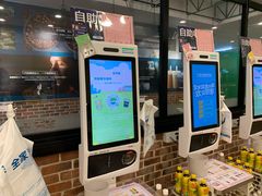 -全家便利店(上海南站站店)