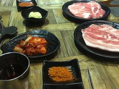 -哈哈碳都·牛肋条无限自助烤肉(台江万达店)