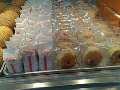 -鲍师傅糕点(江苏路店)