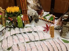 游水东南亚老虎斑-ONE FULL 古董港式海鲜火锅