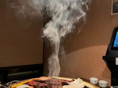 -焼肉まんぐう