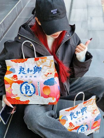 这不是一份普通的烤鸭，这是一盘三好学生鸭