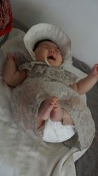 换衣服时被文燕老师逗得咯咯笑(๑❛ᴗ❛๑)-星宝贝儿童摄影