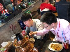 -巴四老城区炭火蛙锅(张江店)