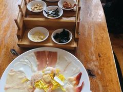 -桥香园过桥米线(国贸店)