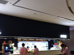 -涨巢·潮玩水疗局