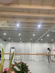 -艺佳舞蹈培训学校