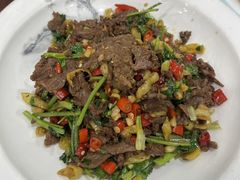 -湖南人家湘菜馆(镇江路店)