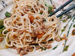 红味炸酱面-天府面庄(天平路店)