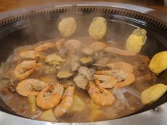 -万里闯关东铁锅炖菜馆(高新旗舰店)