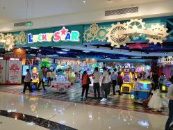 -LuckyStar幸运星家庭娱乐中心(东莞国贸店)