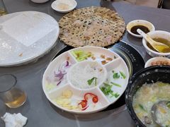 -官塘陈记鱼生·潮汕砂锅粥·牛肉火锅(潮枫路总店)