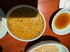 -裕兴记•蟹黄面馆(人民广场店)