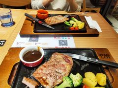 -必胜客(柳州万象城店)