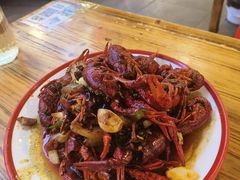 -冶建镜子·老南昌大排档·江西虾王(总店)