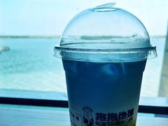 -抱抱地球咖啡馆(国家海洋博物馆店)