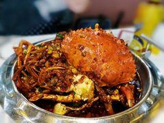 -凤凰路何眼镜香辣蟹(花果园店)