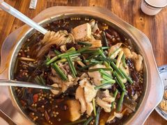 -乡土特色.冷锅鱼.牦牛肉汤锅