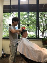 -苑苑发型设计