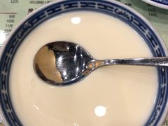 -赵记传承特色牛奶甜品(泉城广场店)