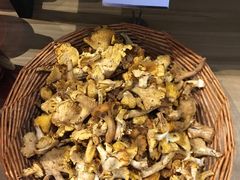 -黔蘑菇四季餐厅(观山湖店)