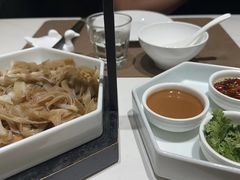 -皇城根·鲁菜济南菜·吊炉烤鸭·炒鸡鱼头(济南旗舰店)