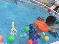 -熊小米专业儿童游泳馆