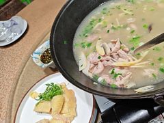 -小龙酒家(桂平路店)