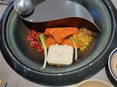 -生活如沸·顺德水牛奶火锅(大学路店)