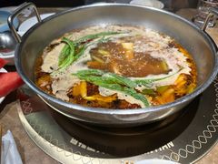 -七欣天香辣蟹火锅(上海银亿滨江店)