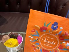 -VENCHI 闻绮(上海佛罗伦萨小镇店)