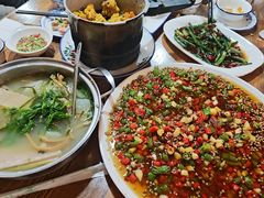 -厨神老街兔·淳朴人家店(盐帮菜风味名店)