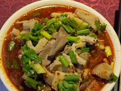 -塔吾栏面肺子牛肉面(金币山商城店)