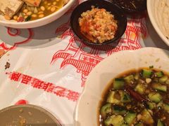 -肥肥虾庄·金牌油焖大虾(汉口城市广场店)