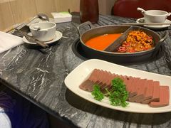 -热火朝天鲜切牛肉火锅(南强街巷店)