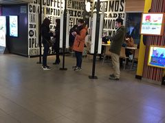 -麦当劳(中山公园龙之梦店)