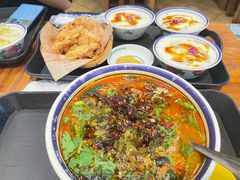 -云阿蛮云南生烫牛肉米线(奉贤路店)