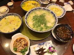 -南京金牛湖巨碗鱼头