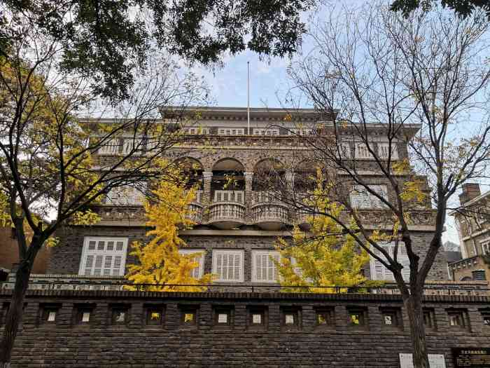 607人赞17过来人不惑2023年11月28日打分位于五大道的颜惠庆旧宅建于