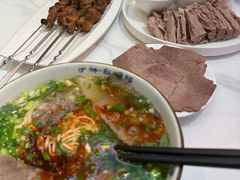 牛肉拉面加牛肉-伊祥·敦煌楼