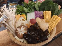 -湊湊火锅·茶憩(锦艺城店)