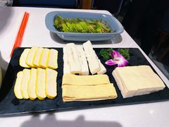 云南豆腐拼盘-小街猪手(团结湖店)
