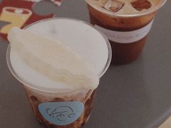 -HUGS coffee(东区店)