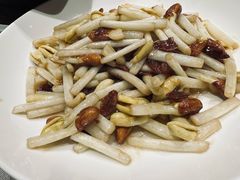-品悦酒店(三林古镇店)