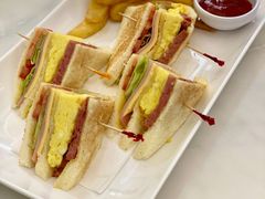 无公害鸡蛋公司三明治伴薯条-翠华餐厅(香港国际机场店)