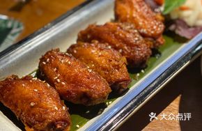 Fish Sauce Chicken Wings