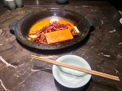 -红九格老火锅(三峡广场店)