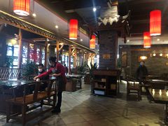 大堂-张大胡子鱼头火锅酒楼(长益路店)